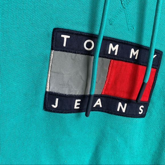 Tommy Hilfiger hoodie - Picture 2 of 6